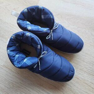 Lands' End Women's Ultralight Puffer Bootie Slipper, NWT